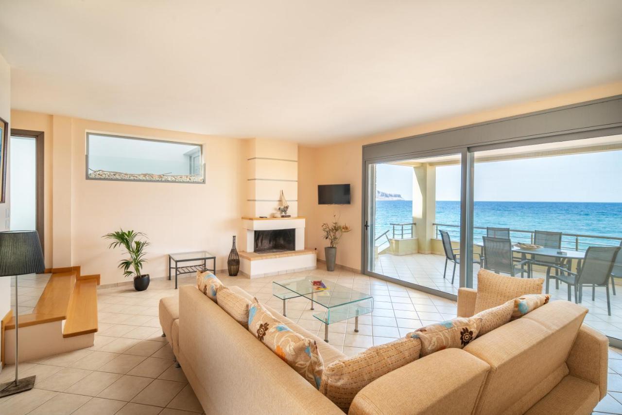 Spacious Beachfront Maisonettes With Stunning Views & A Private Beach Monemvasía Eksteriør bilde