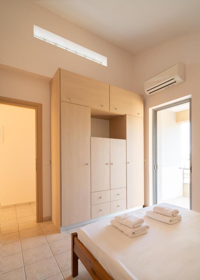 Spacious Beachfront Maisonettes With Stunning Views & A Private Beach Monemvasía Eksteriør bilde