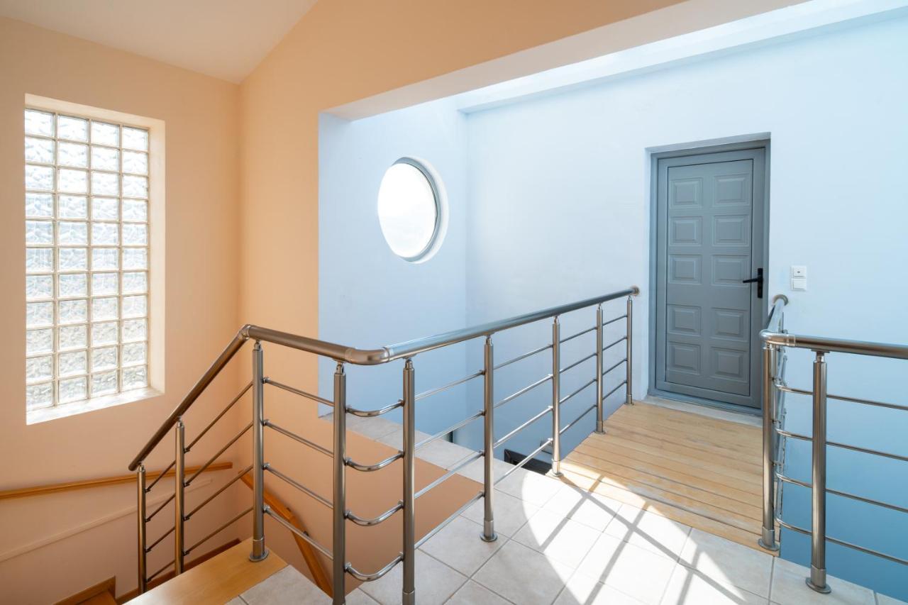 Spacious Beachfront Maisonettes With Stunning Views & A Private Beach Monemvasía Eksteriør bilde