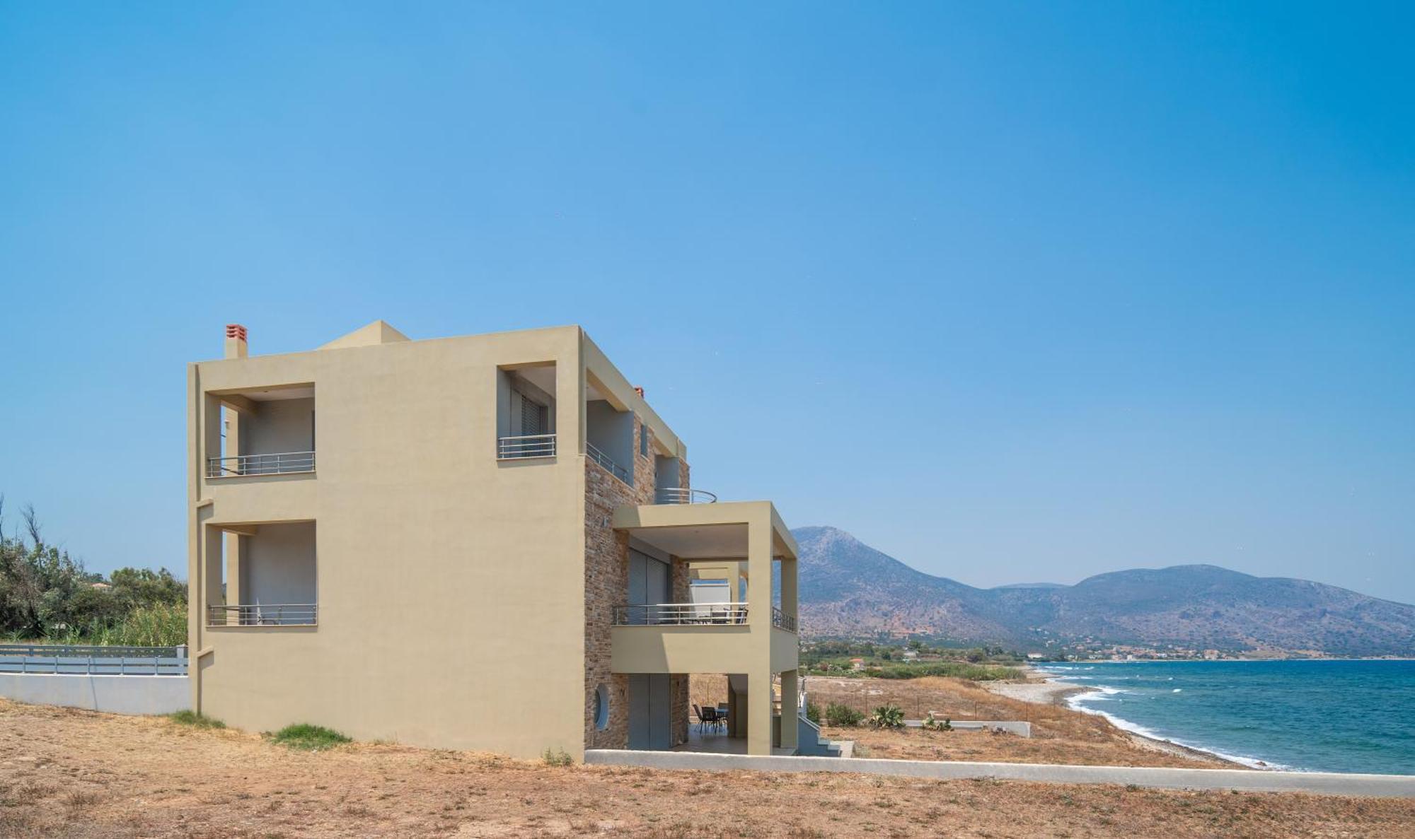 Spacious Beachfront Maisonettes With Stunning Views & A Private Beach Monemvasía Eksteriør bilde